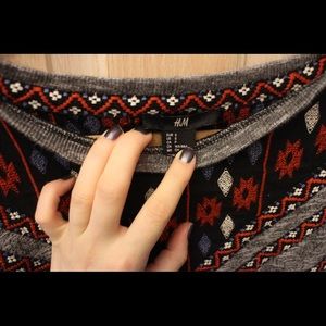 H&M tribal print sweatshirt